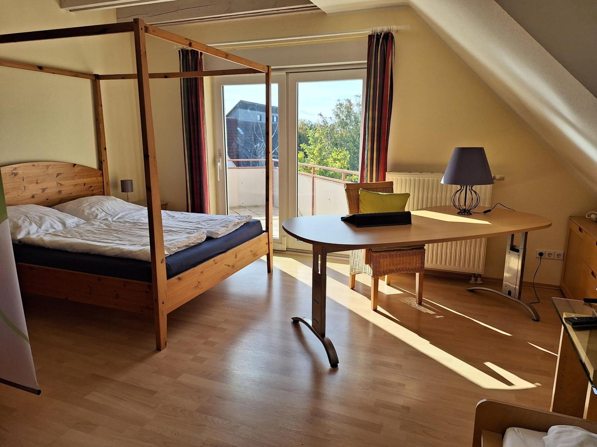 Messeapartment, Messezimmer Зенде Экстерьер фото